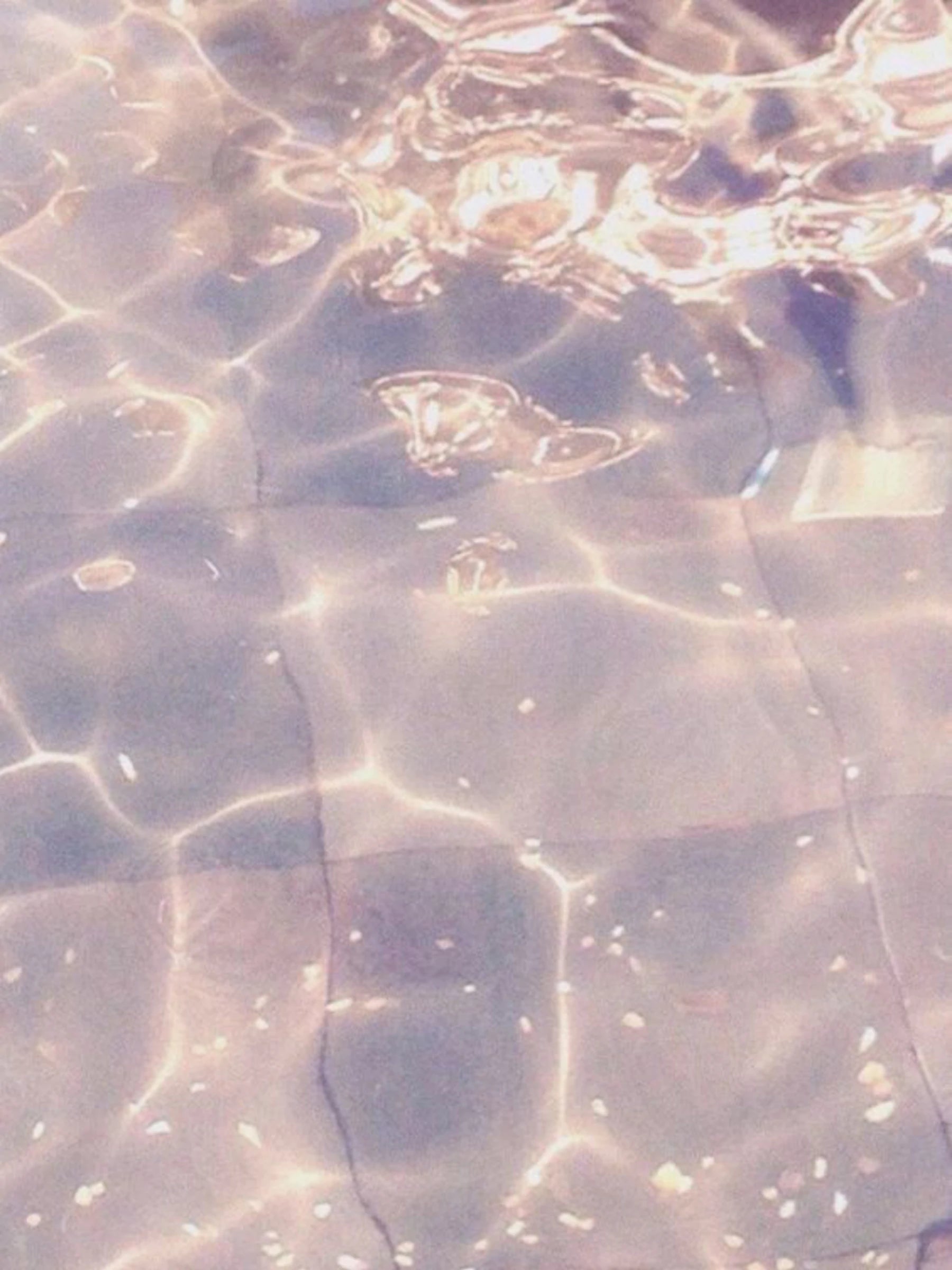 Sommer, Sonne, Pool- und Salzwasser